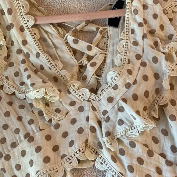 Vici Edna crochet polka dot crop top - Picture 4 of 7